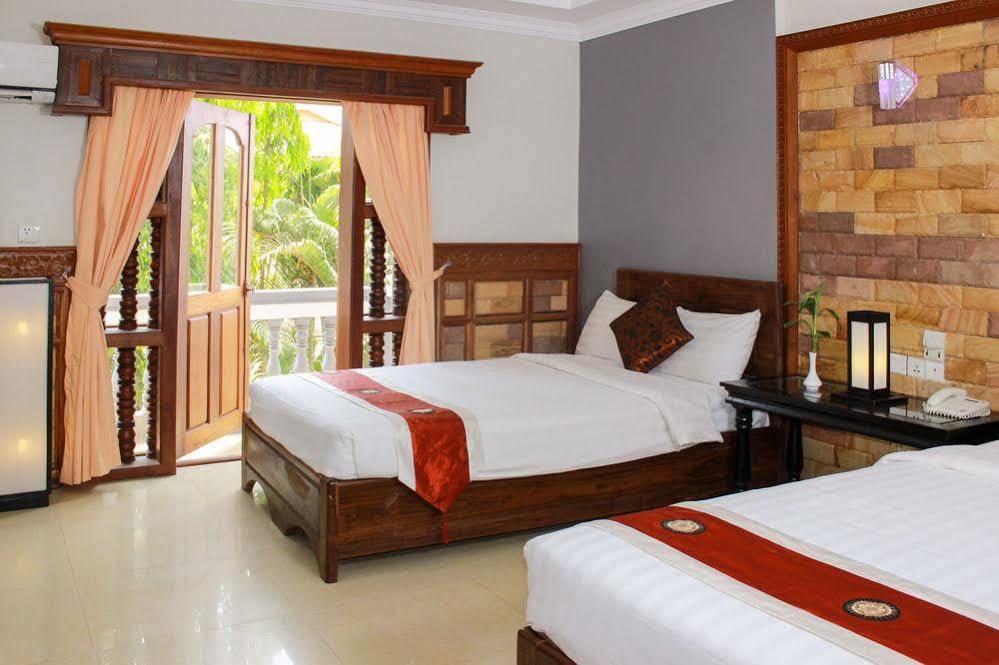 160 Angkor Villa Siem Reap Bagian luar foto