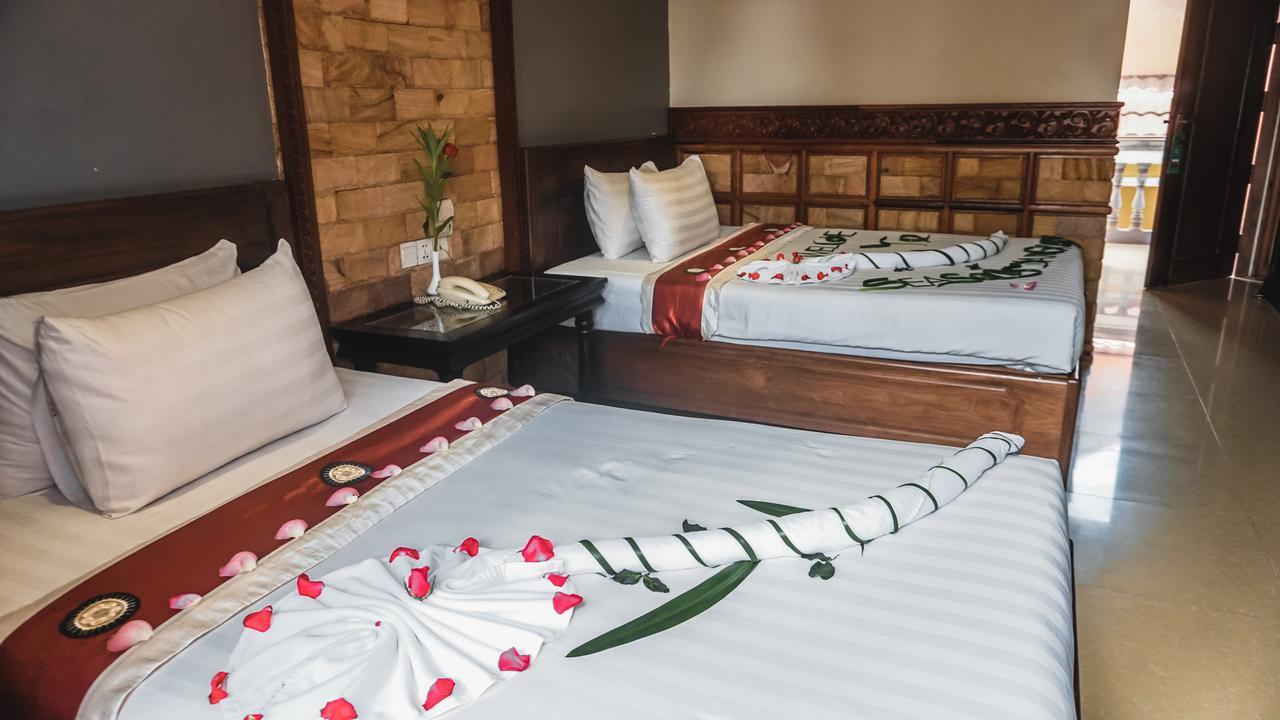 160 Angkor Villa Siem Reap Bagian luar foto