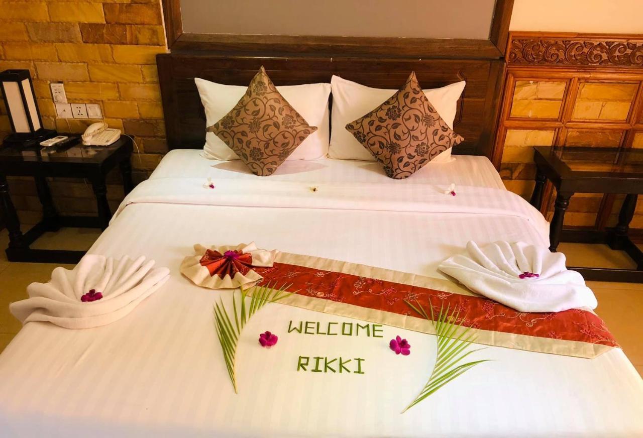 160 Angkor Villa Siem Reap Bagian luar foto